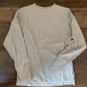 NWOT The North Face Crewneck Sweatshirt size XS women’s light grey